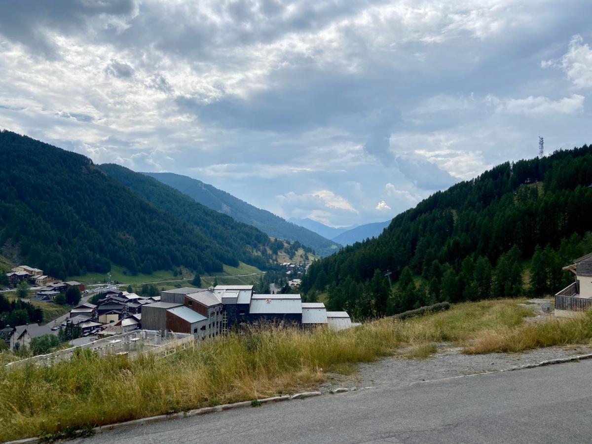 3 Pieces La Foux D Allos Vue Montagne Et Station Exterior foto